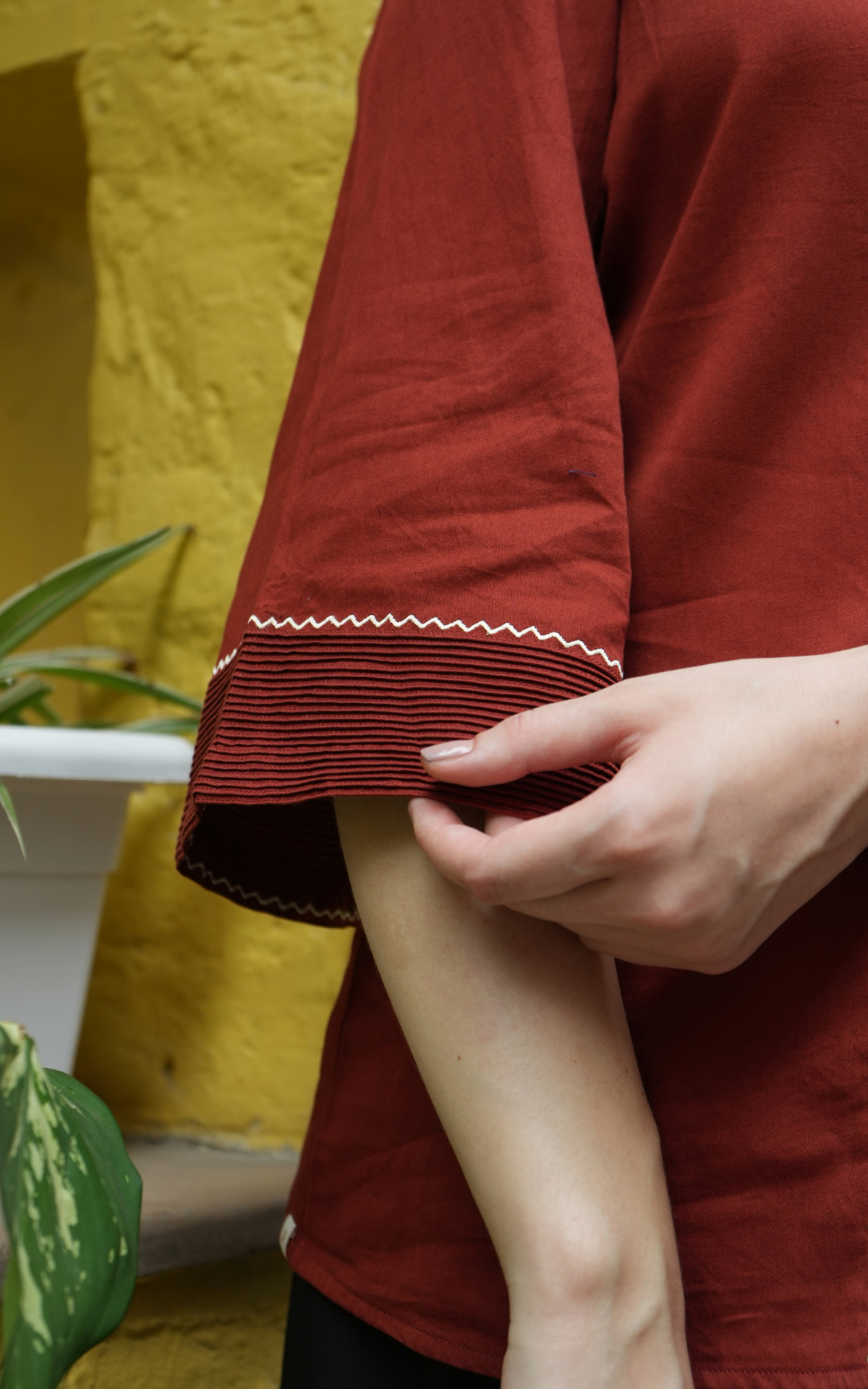 V-neck Detailed Shirt - Rust Red
