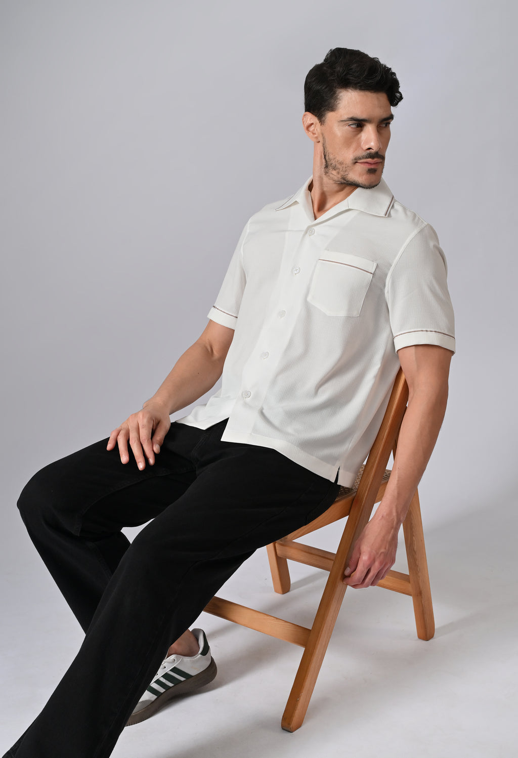 Box Fit - White