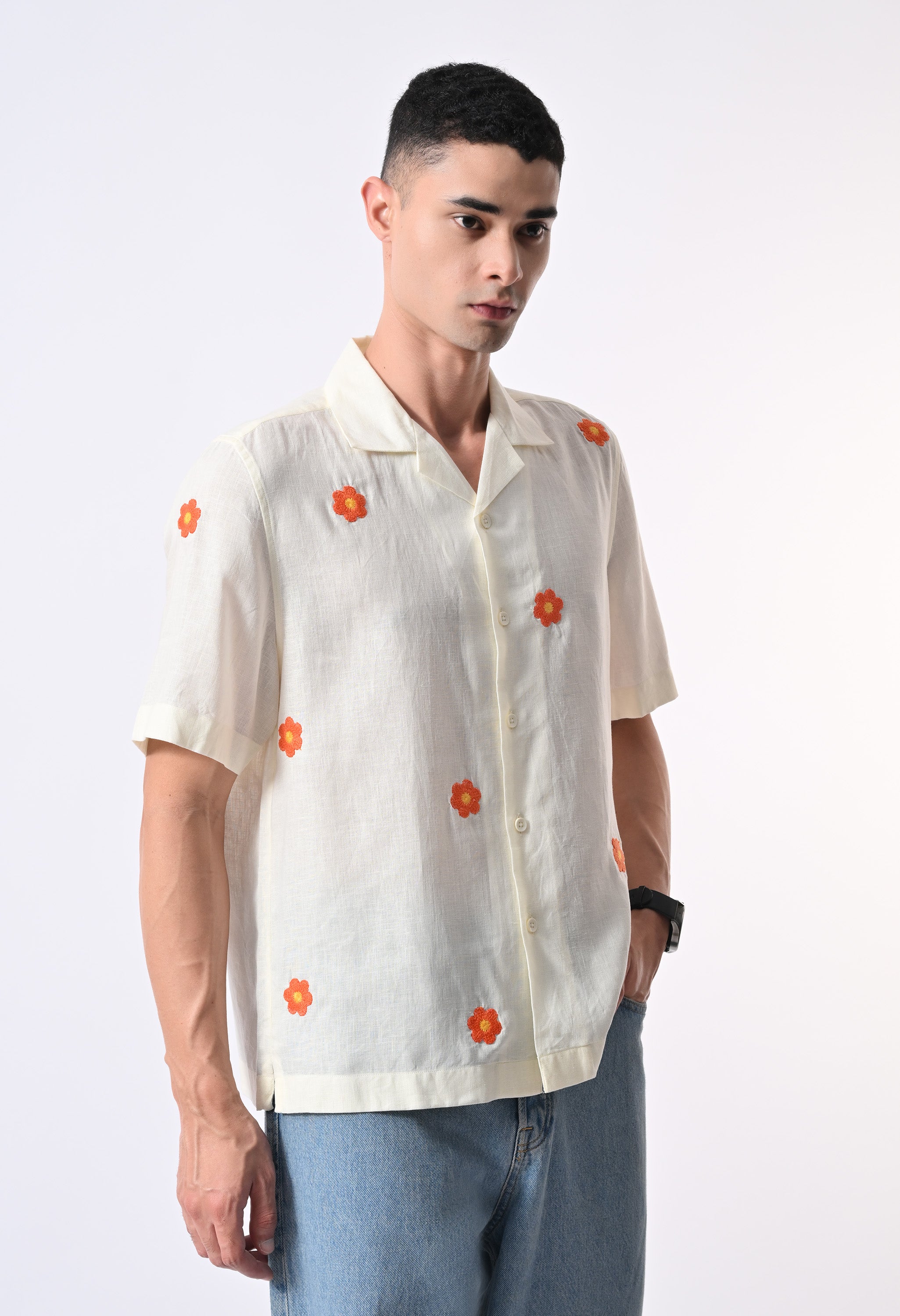 BOX FIT LINEN SHIRT - CREAM